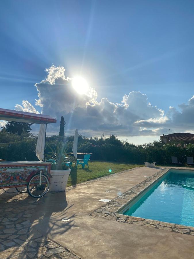 Villa Piruzzu Cv Torre Mulinazzo App P Чинізі Екстер'єр фото